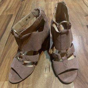 Sole Society blush heels